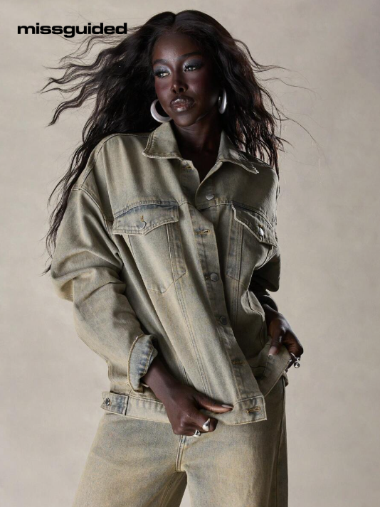 MISSGUIDED Chaqueta vaquera de camionero ultragrande y desgastada con mangas anchas