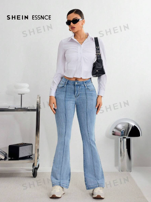 Pantalones vaqueros de tiro bajo, ajustados y acampanado