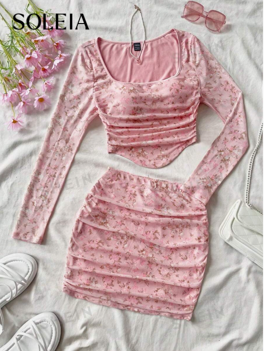 Soleia Conjunto de top de manga larga con cuello cuadrado fruncido y estampado de mariposa