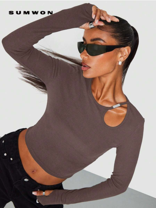 SUMWON WOMEN Camiseta ajustada de manga larga con escote recortado
